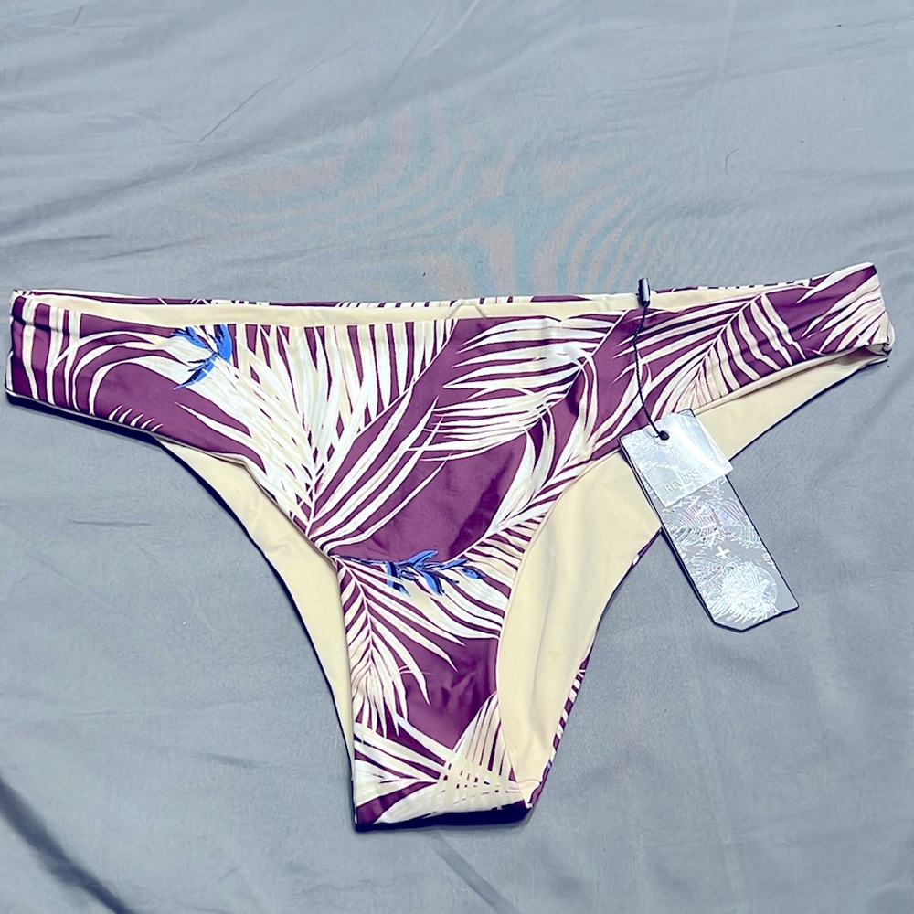 NWT Tavik bikini bottom Merlot burgundy color cream inside reversible size med